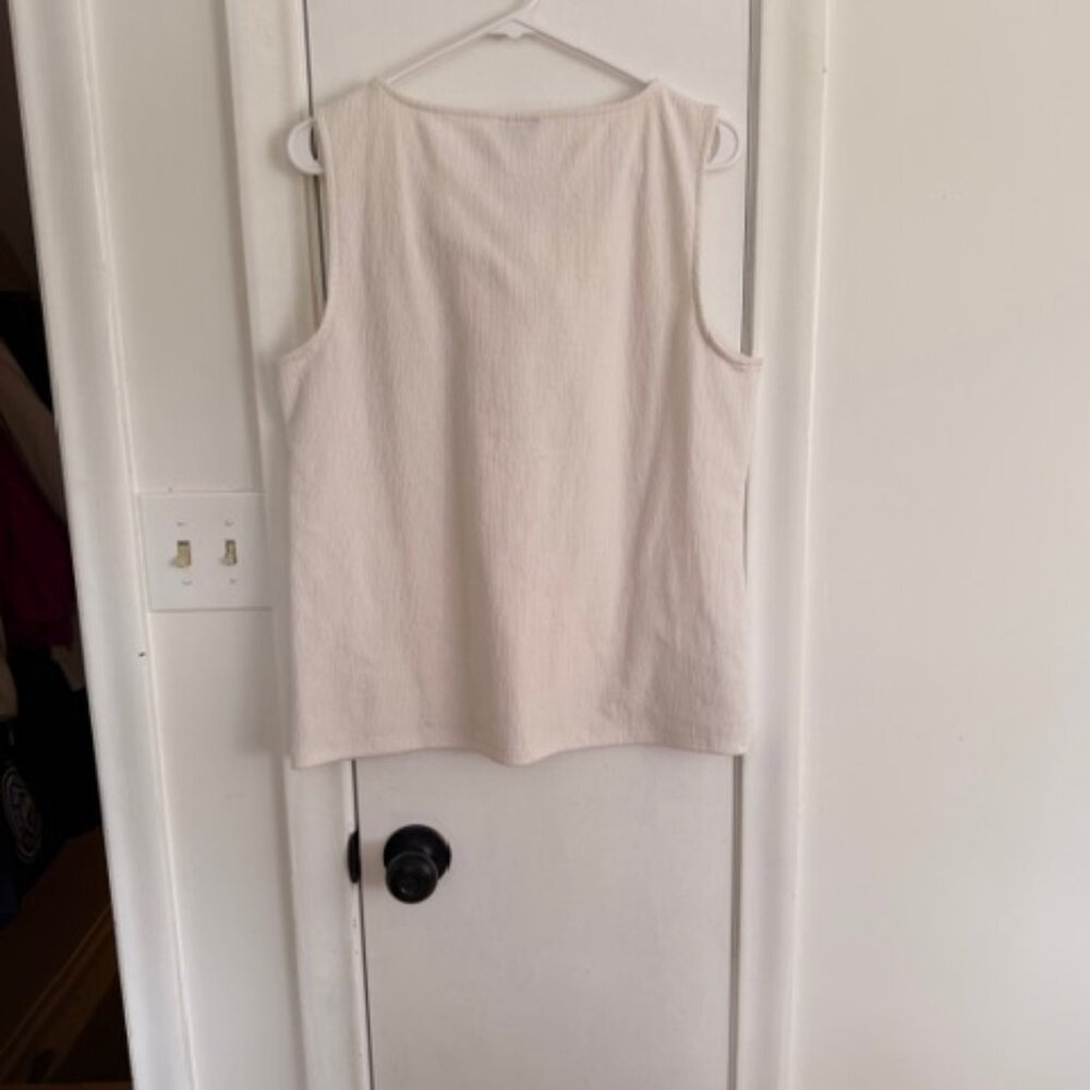 Ann Taylor Factory Cream Sleeveless Blouse with Bow Accent Large - Picture 7 of 7